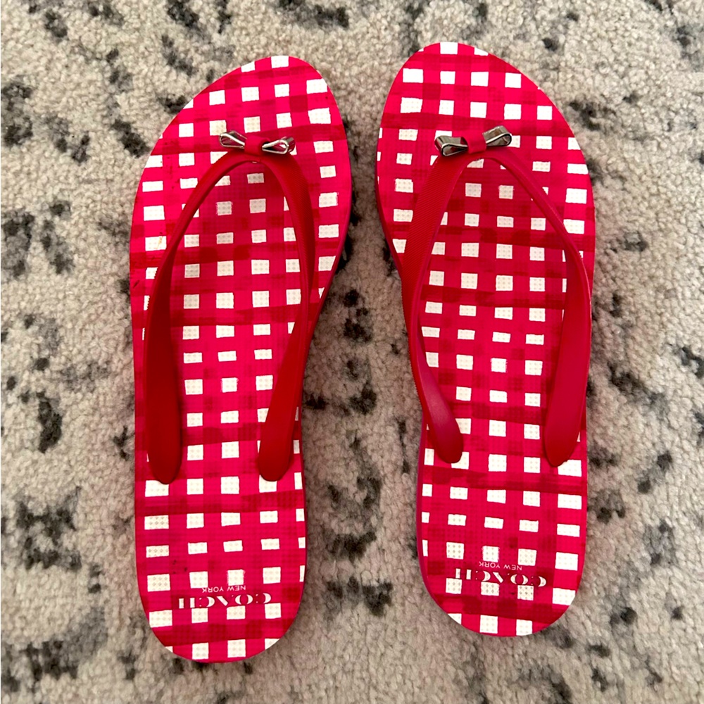 COACH gingham pink with metal silver bow size 8